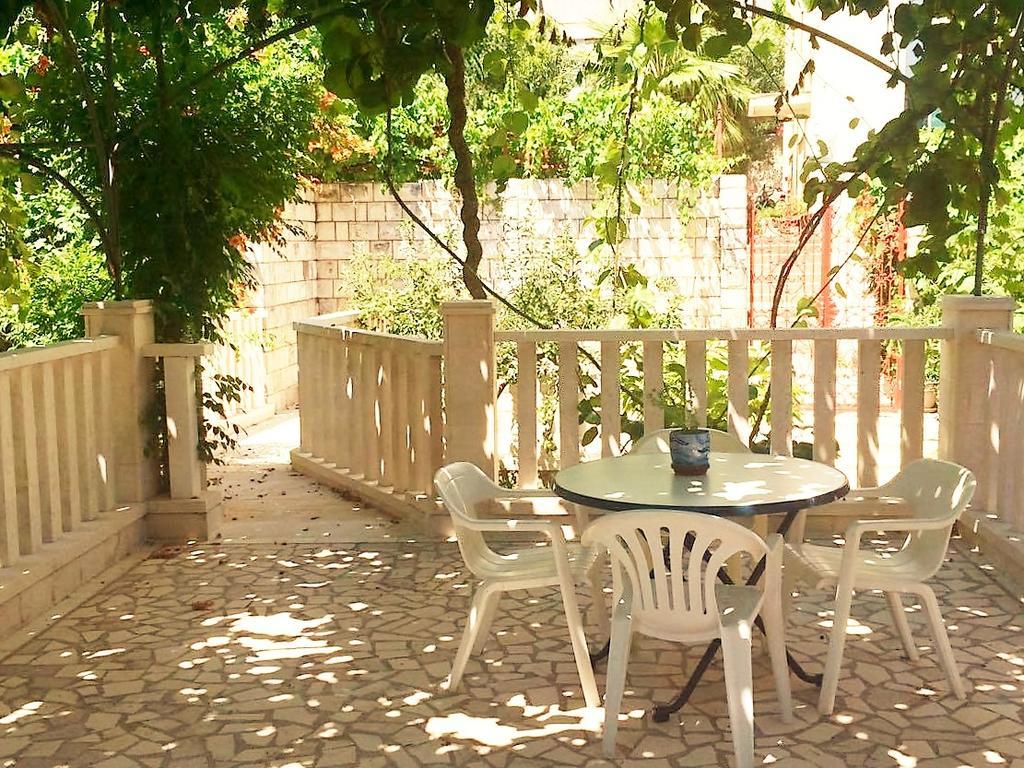 Guest House Vila Eli Herceg Novi Ngoại thất bức ảnh