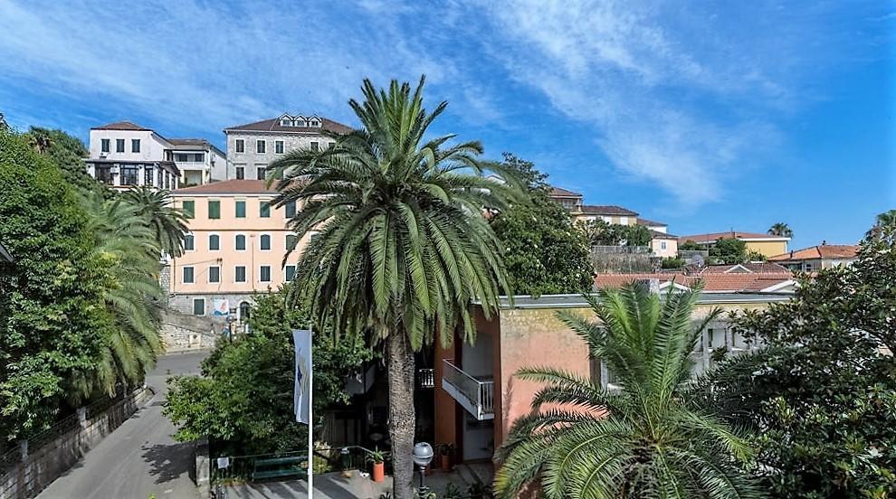 Guest House Vila Eli Herceg Novi Ngoại thất bức ảnh